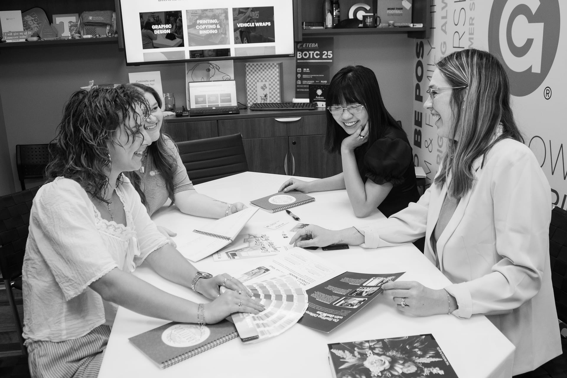 graphic design shop knoxville tn